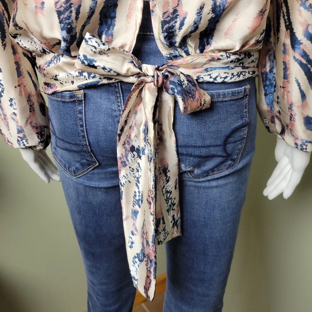 NWT Beautiful Faux Wrap Blouse - Picture 10 of 16